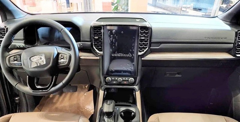 Ford Everest 2024: Giá lăn bánh, Đánh giá xe, Ưu đãi 08/2023