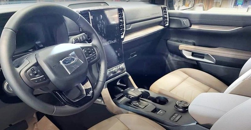 Ford Everest 2024: Giá lăn bánh, Đánh giá xe, Ưu đãi 08/2023